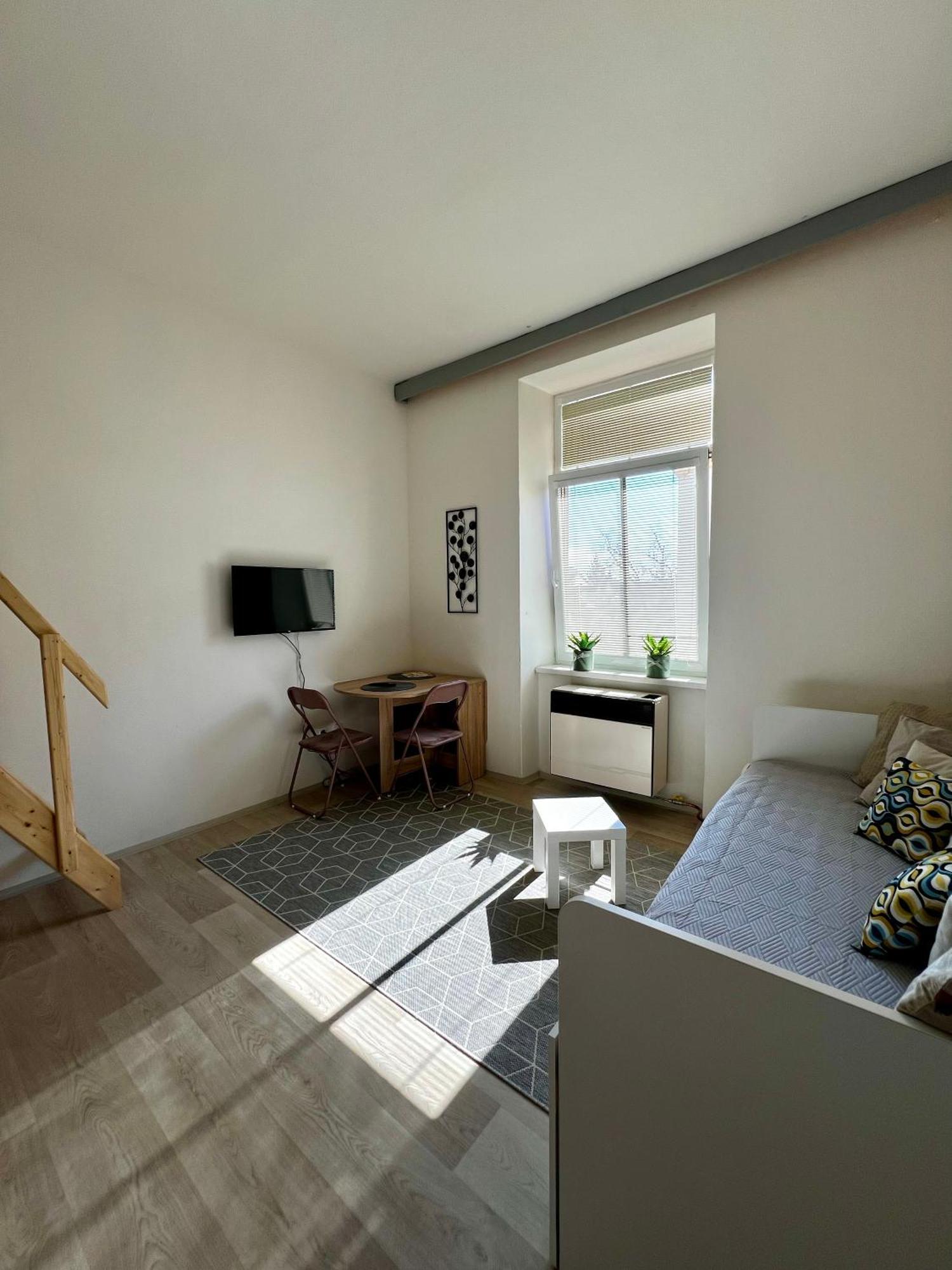 Apartman Zlata Hvezda Чеське Будєйовіце Екстер'єр фото