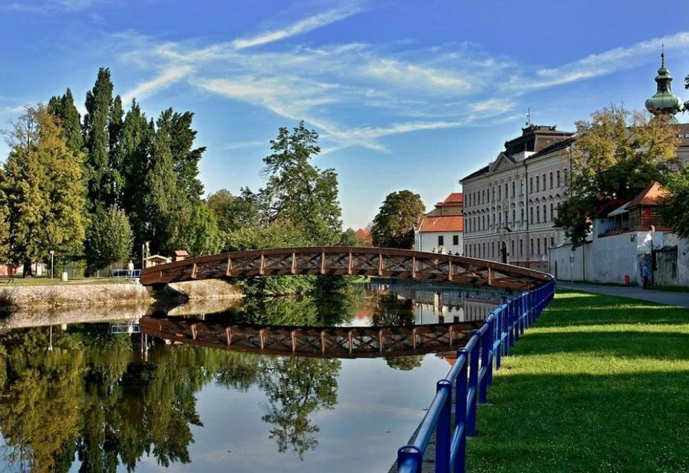 Apartman Zlata Hvezda Чеське Будєйовіце Екстер'єр фото